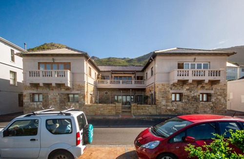 Kalk Bay Apartment | Millwood Apartment