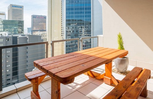 Bo'Kaap Apartment | Modern 1 bedroom self catering apartment in the heart of Cape Town