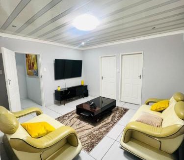 Vanderbijlpark Apartment | Modern Comfort, Easy Access Everywhere