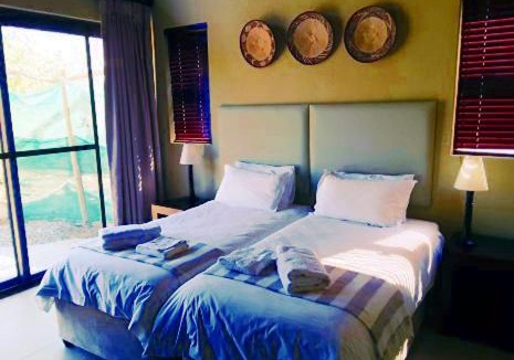 Buffelspruit Cabin | Modern Mjejane Lodge - River View & Private Pool