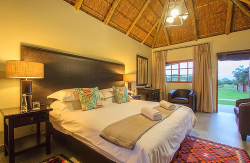 Hammanskraal Hotel | Mongena Private Game Lodge