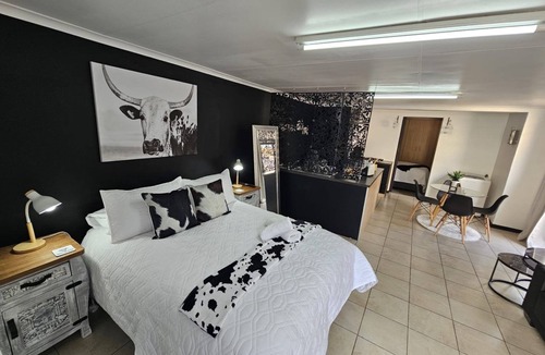 Kimberley Apartment | Moo Manor Self Catering