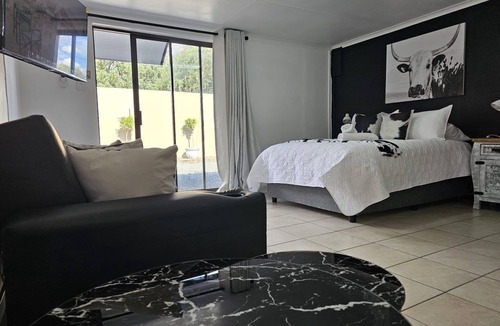 Kimberley Apartment | Moo Manor Self Catering