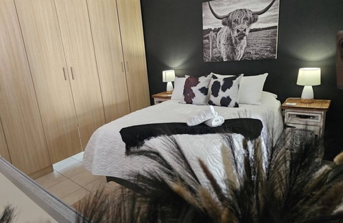 Kimberley Apartment | Moo Manor Self Catering