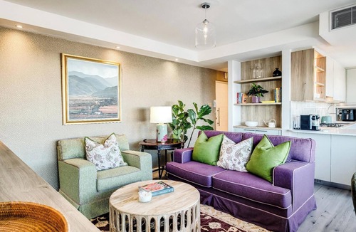 Mouille Point Apartment | Mouille Point 1 Bed w Sea Views Skyshore Apartment