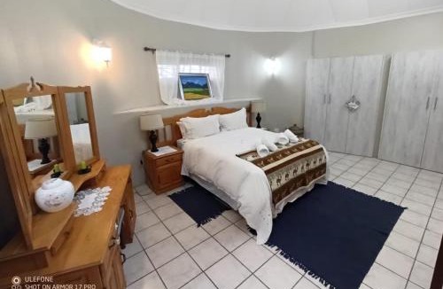Kareeberg Apartment | Mountain View Cottage