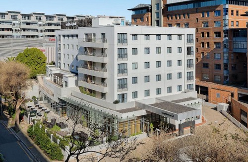 Claremont Hotel | Neighbourgood Newlands