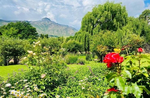 Clarens Apartment | NEKED House Boutique Hotel