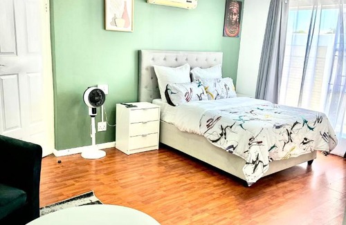 Cape Town House | New Dawn Lodge