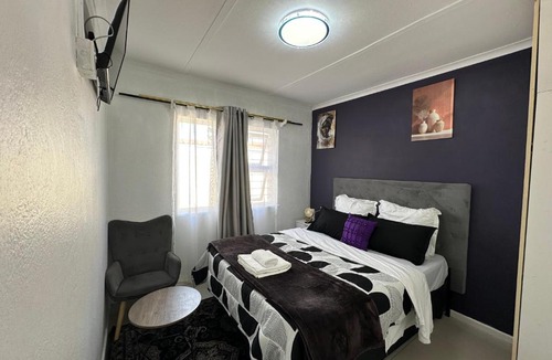 Cape Town House | New Dawn Lodge
