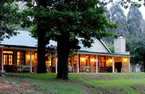 Drakensberg Gardens House | New England Cottage