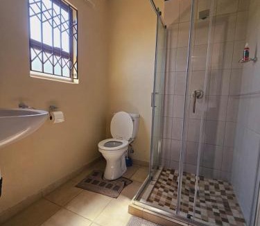 Kempton Park House | North ryde guest lodge southafrica