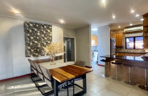 Kraaifontein House | Oak & Ivory - Uitzicht