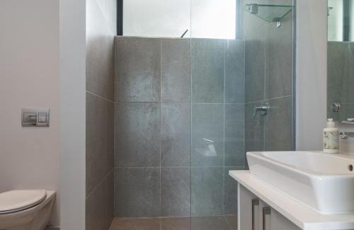 Pixley ka Seme Apartment | Ocean Club A18, Zimbali Lakes