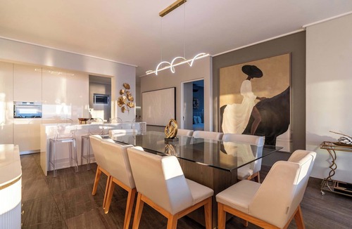 Camps Bay Apartment | Ocean Views, Pool, Camps Bay - Houghton Views Apt