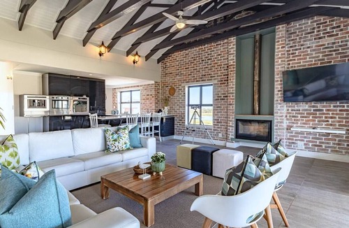 Fisherhaven Apartment | Ocean Whisper, Hermanus | Sea-view home, Sleeps 6