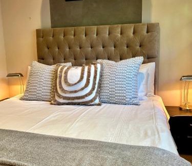 Die Boord Apartment | On Lovell Laan Apartments & Studios - Stellenbosch
