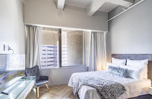 Cape Town City Centre Apartment | One Thibault Hotel - Executive Studio