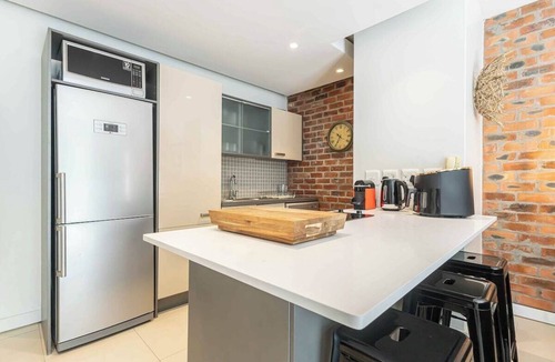 Green Point Apartment | One77 on Main