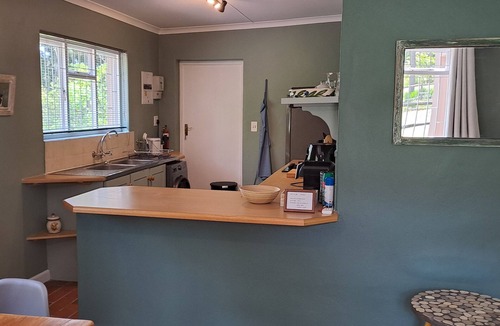 Stellenbosch Cottage | Owl Cottage