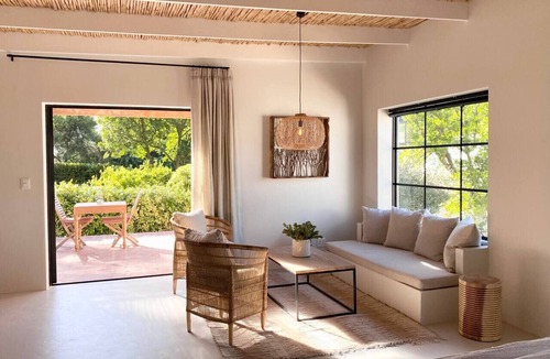Hout Bay Cottage | Owl Nest - Panoramic Sea & Mountain Views, Pool & Fireplace