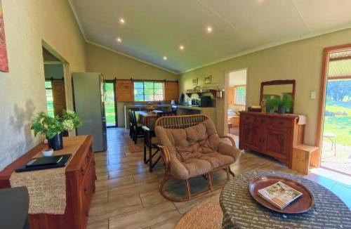 Vredefort House | Paradyskloof Guest Farm