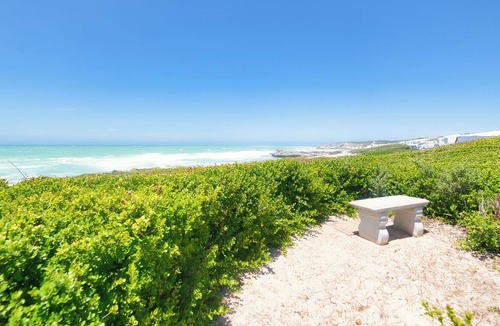 Arniston House | Peaceful 4-bedroom house in Arniston perfect for relaxing stays
