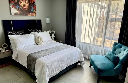 Centurion House | Peaceful n Central location nFast WiFi & workspacen 24/7 security cameras