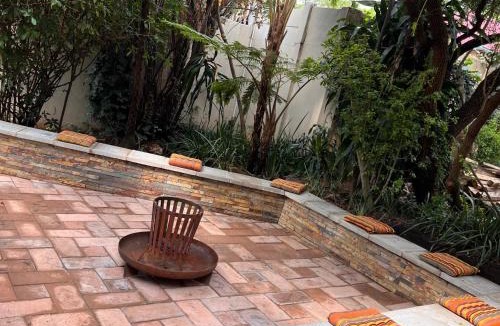 Parkwood Apartment | Peaceful@Swansea In Rosebank-Parkwood