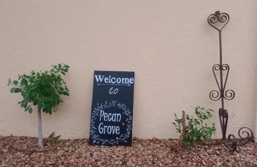 Somerset East Apartment | Pecan Grove