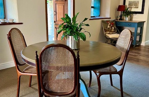 Somerset West House | Penny Royal Guest Cottages