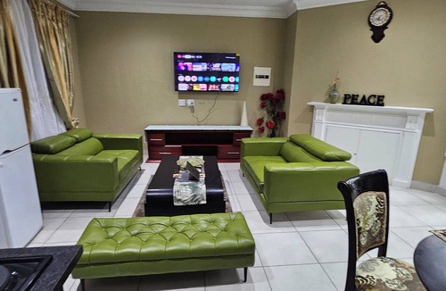 Greater Johannesburg Metropolitan Area Cottage | Perfect 2-bedroom cottage with AC for a relaxing getaway