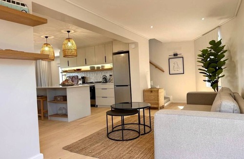Vermont Apartment | Pikkewyntjie Cottage, Vermont | Sea View, Sleeps 6