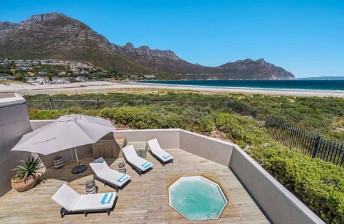Hout Bay House | PINGU Beachhouse | Beachfront Villa with Hot Tub, Ocean Views & Beach Access