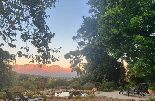 Somerset West House | Private home with exquisite mountain views in Cape Winelands