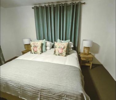 Voelklip House | Pura Vida Hermanus