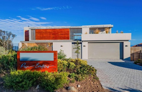 Knysna Villa | Pure Emotions Beach House