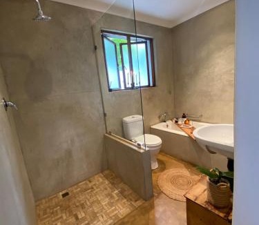 Greater Johannesburg Metropolitan Area Apartment | Quaint Guest House with a Vibe