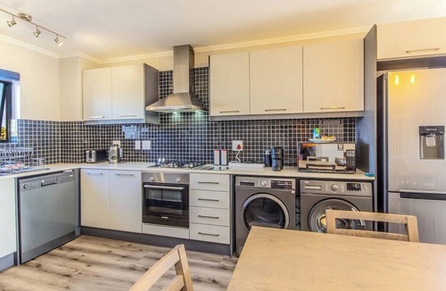 Century City Apartment | Quayside 301 by CTHA