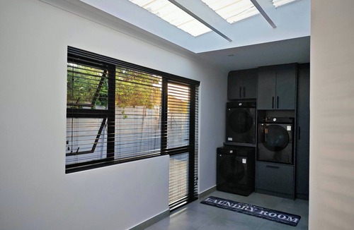 Flamingo Vlei House | Queen Comfort Courtyard Room with Private Bathroom