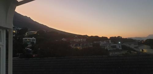 Froggy Farm Apartment | Restio Simonstown