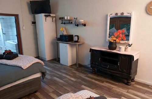 Kimberley Apartment | Rhodesdene Guesthouse