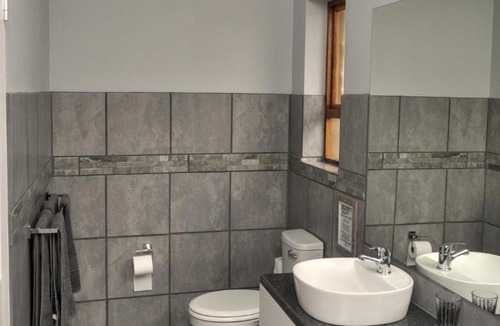 Merrivale Cabin | River Bend Farm - Self Catering