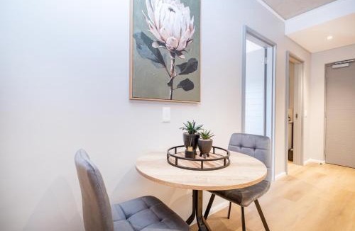 Observatory Apartment | Riverlands - Lux 1 bedroom Apartment with Parking