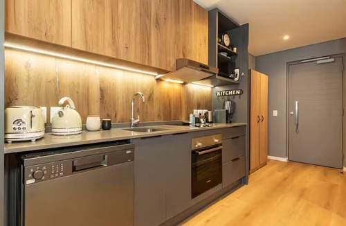 Observatory Apartment | Riverlands, Observatory, Luxury 1 Bed with Mountain views
