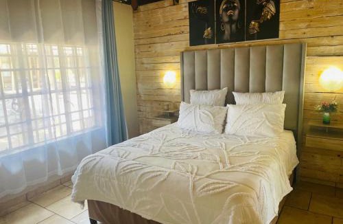 Benoni Apartment | Rondavels