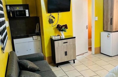 Welkom House | Room-acama Guest House 455 Long rd, Welk