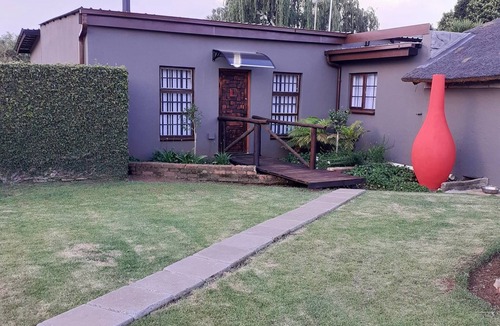 Benoni House | Rustic Red Serene & comfortable country home