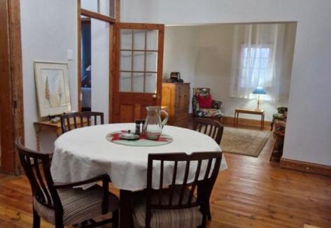 Graaff-Reinet Apartment | Ryneveld Square