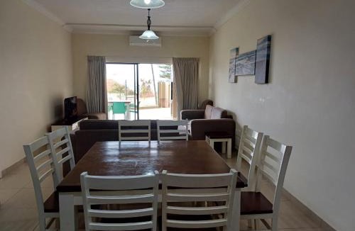 Margate Apartment | Saints View Resort Unit 1